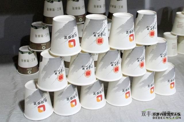 一次性纸杯广告纸杯的好处